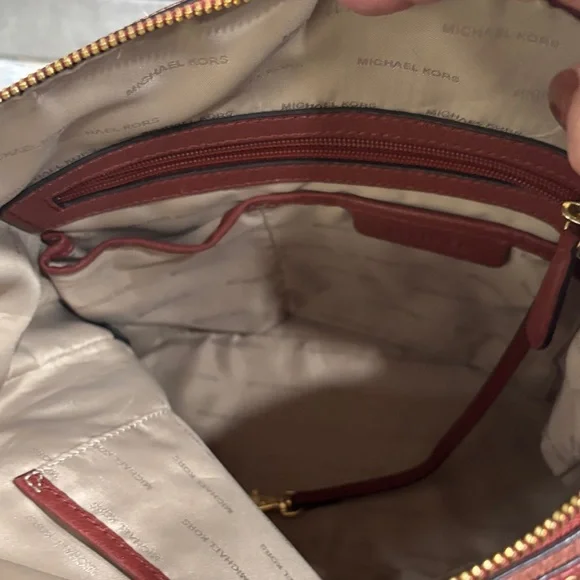 Michael Kors Brick Grommet Shoulder Bag - Picture 4 of 7